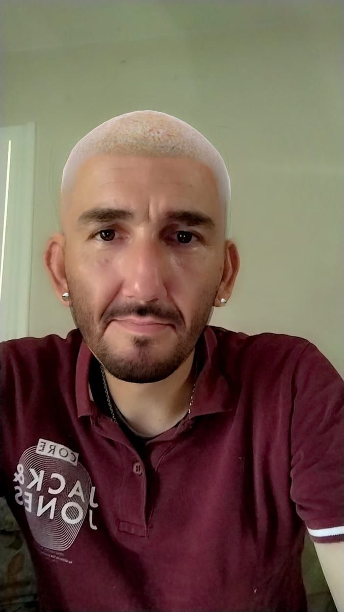 Profil de Eliass